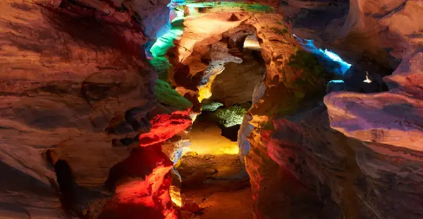 Laurel Caverns Park