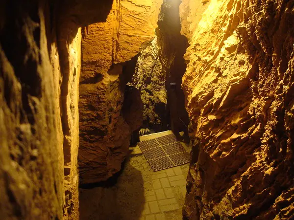 Moaning Caverns California