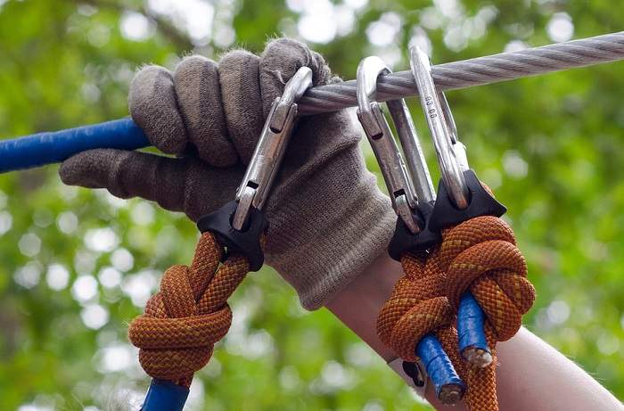 gloves for rappelling